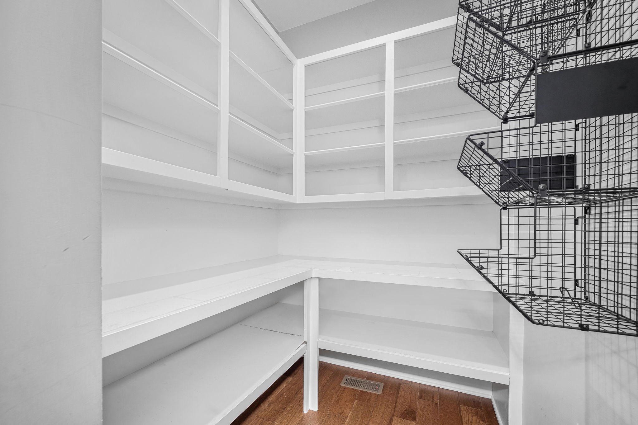 5296 Cross Plains Road White House, TN 37188 - Photo 20 of 87 a view of entryway with a kitchen