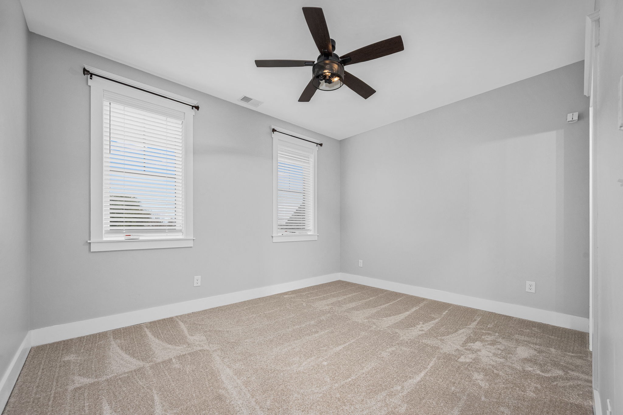 5296 Cross Plains Road White House, TN 37188 - Photo 42 of 87 a view of a window in a room