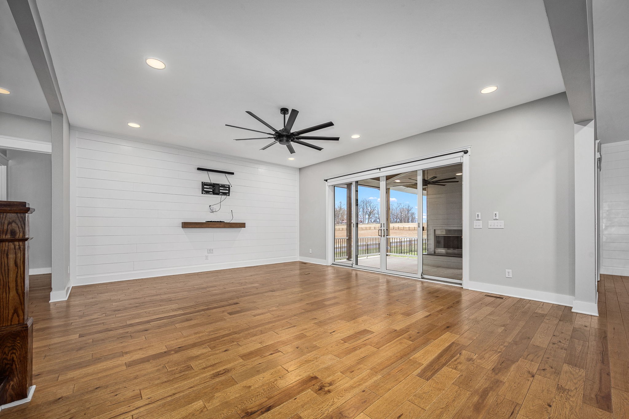 5296 Cross Plains Road White House, TN 37188 - Photo 9 of 87