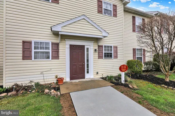 $185,000 | 224 Christine Drive, Reading, PA 19606