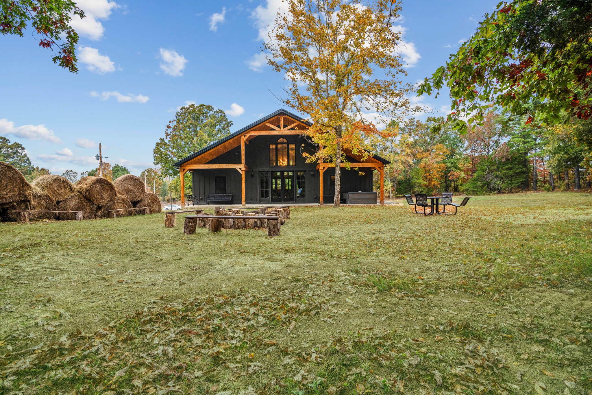 3320 Slayden-Marion Road Cumberland Furnace, TN 37051 - Photo 14 of 43 a front view of a house with garden