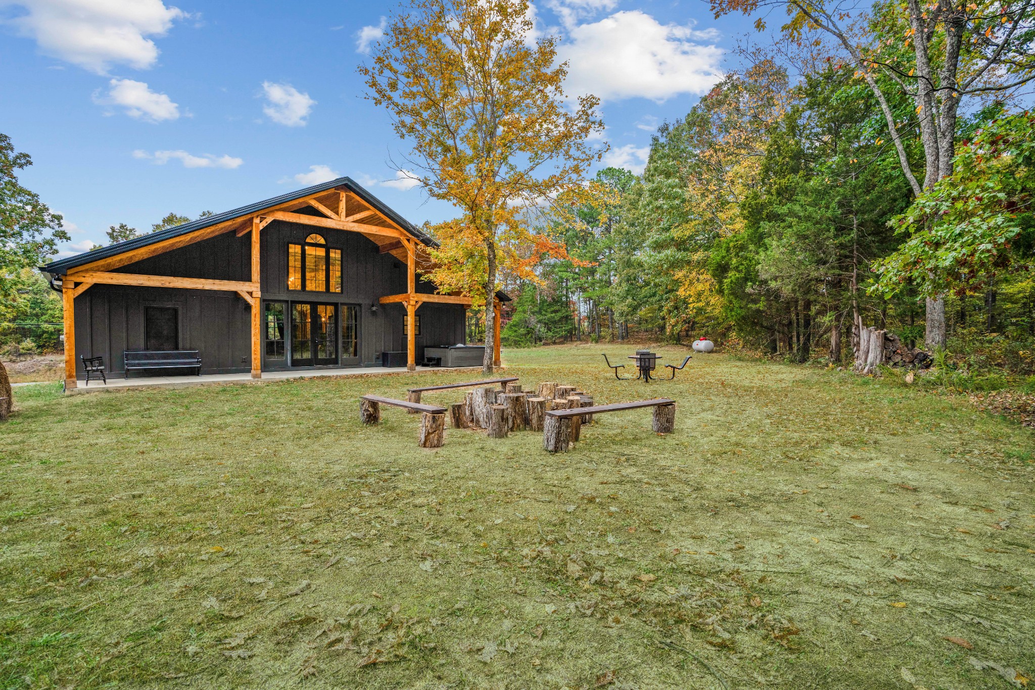 3320 Slayden-Marion Road Cumberland Furnace, TN 37051 - Photo 25 of 43 a front view of a house with yard and sitting area