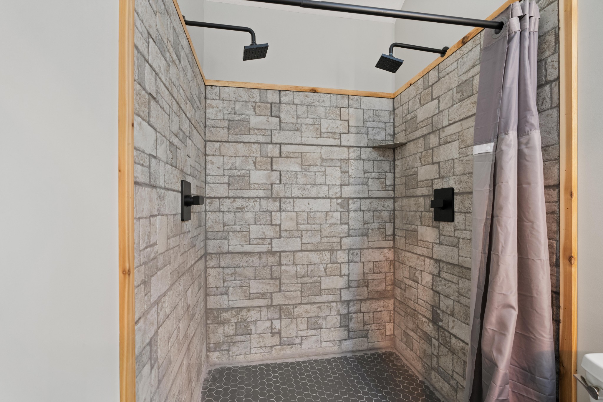 3320 Slayden-Marion Road Cumberland Furnace, TN 37051 - Photo 29 of 43 a bathroom with a shower