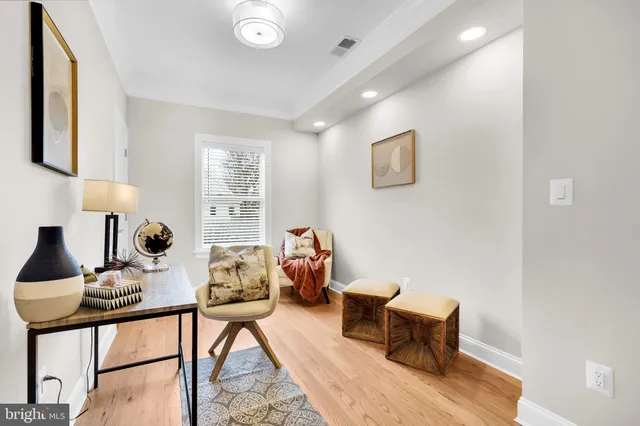 $1,250,000 | 3925 Decatur Avenue, Kensington, MD 20895