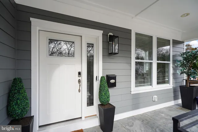 $1,250,000 | 3925 Decatur Avenue, Kensington, MD 20895