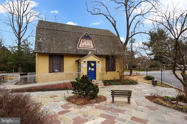 $1,250,000 | 3925 Decatur Avenue, Kensington, MD 20895