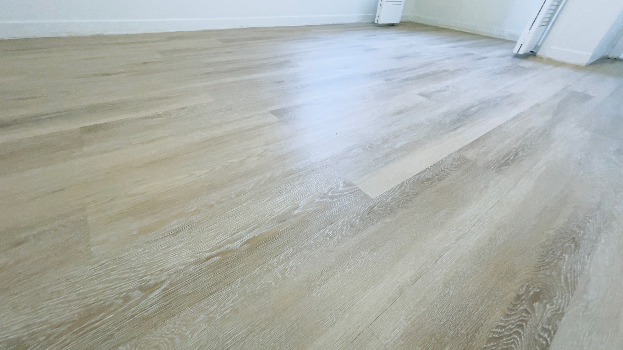1510 West N Loop Boulevard, Unit 822 Austin, TX 78756 - Photo 11 of 12 a view of an empty room