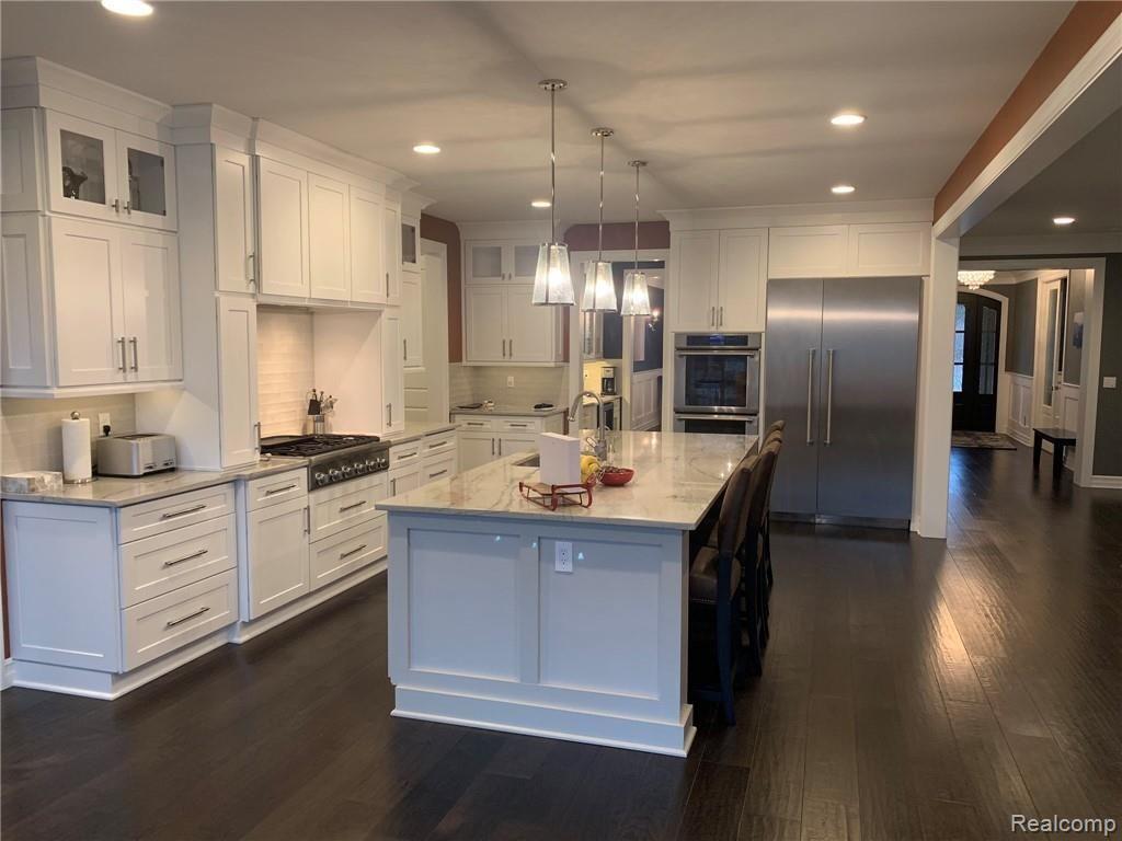 2565 Yorkshire Road Birmingham, MI 48009 - Photo 21 of 47 IMG_0777.JPEG