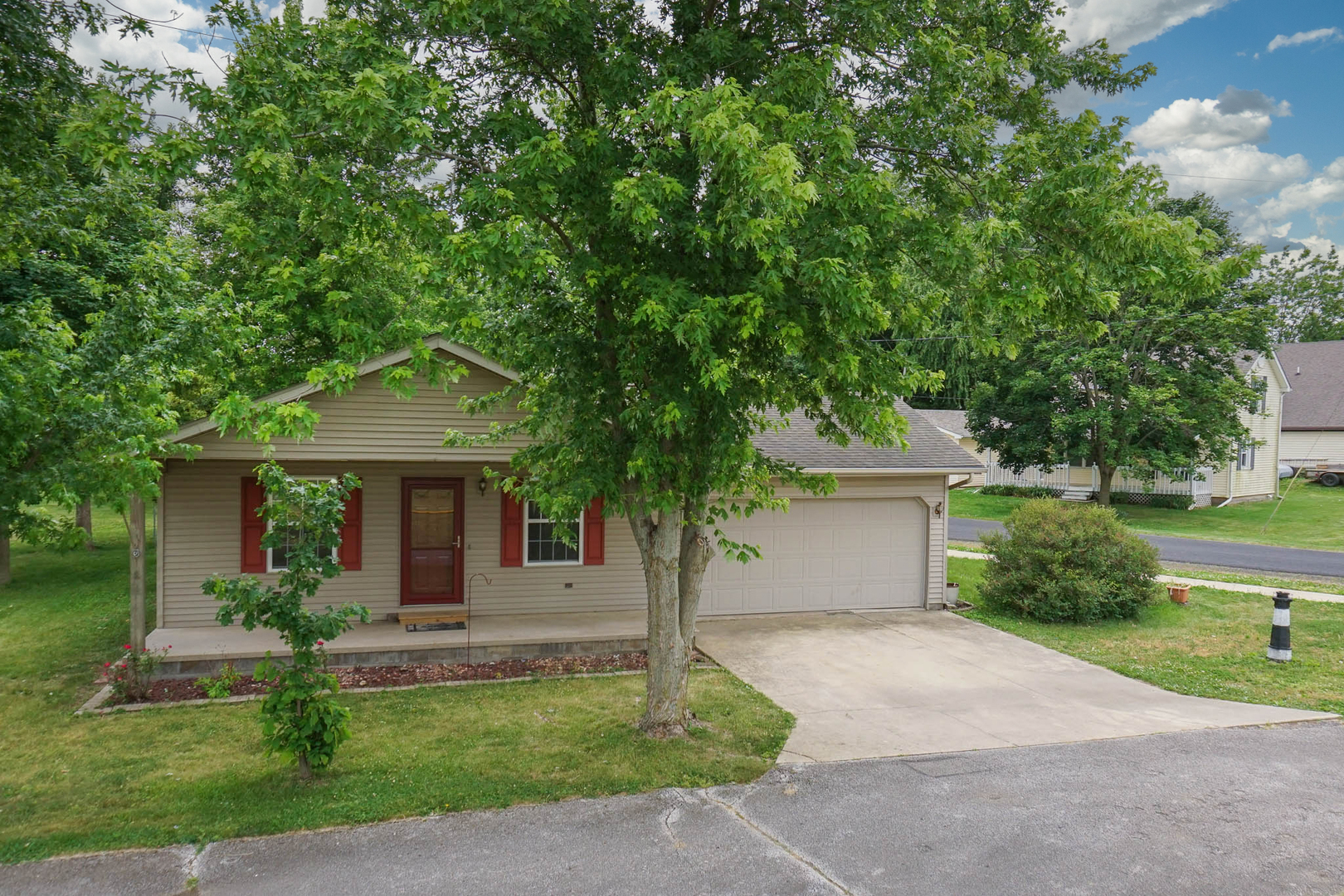 101 South State Street Danvers, IL 61732 - Photo 32 of 39