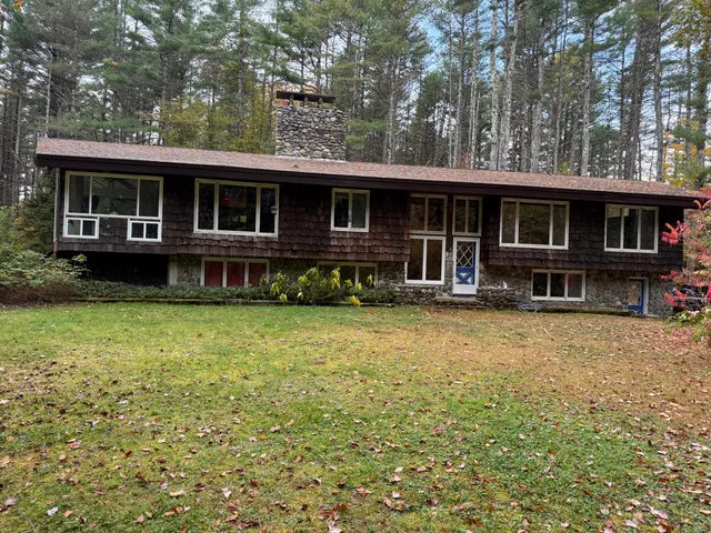 $749,500 | 275 Kennebec Road, Hampden, ME 04444