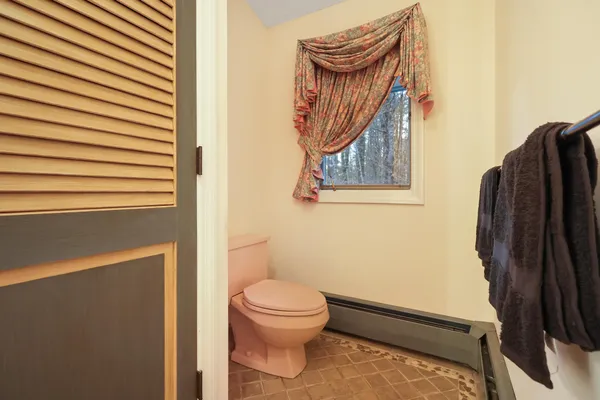 $749,500 | 275 Kennebec Road, Hampden, ME 04444