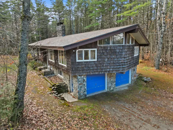 $749,500 | 275 Kennebec Road, Hampden, ME 04444