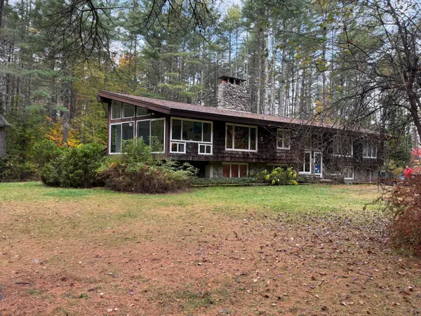 $749,500 | 275 Kennebec Road, Hampden, ME 04444