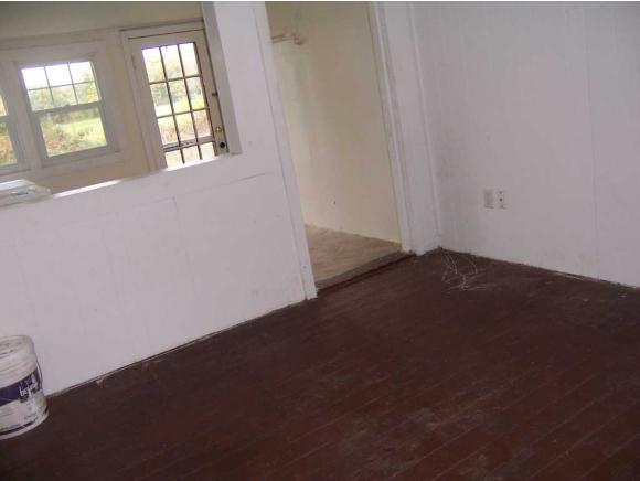 219 Fairgrounds Road Plymouth, NH 03264 - Photo 6 of 13 Gallery Image 6
