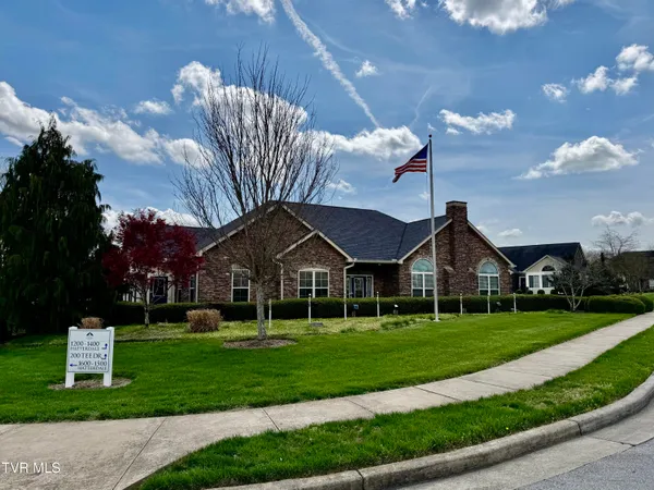 $409,850 | 1450 Hatterdale Farm Road, Unit 1450, Blountville, TN 37617
