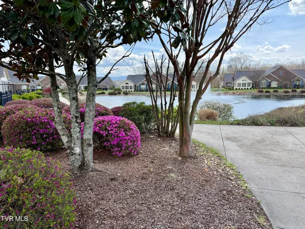 $409,850 | 1450 Hatterdale Farm Road, Unit 1450, Blountville, TN 37617