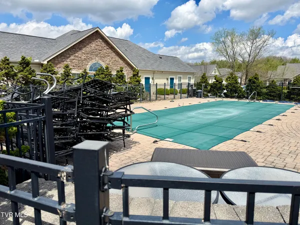 $409,850 | 1450 Hatterdale Farm Road, Unit 1450, Blountville, TN 37617