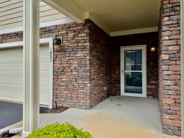 $409,850 | 1450 Hatterdale Farm Road, Unit 1450, Blountville, TN 37617