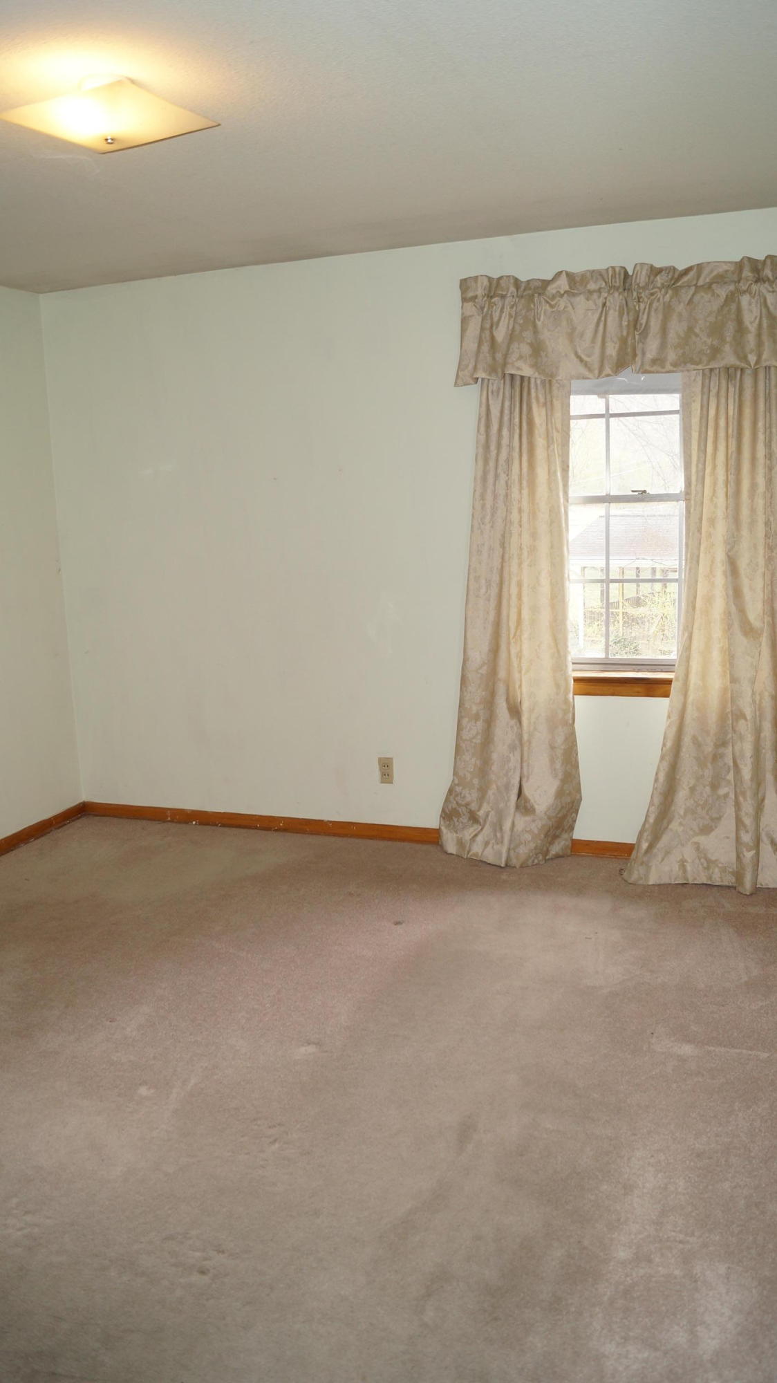 2416 Standifer Gap Road Chattanooga, TN 37421 - Photo 13 of 20 DSC03619