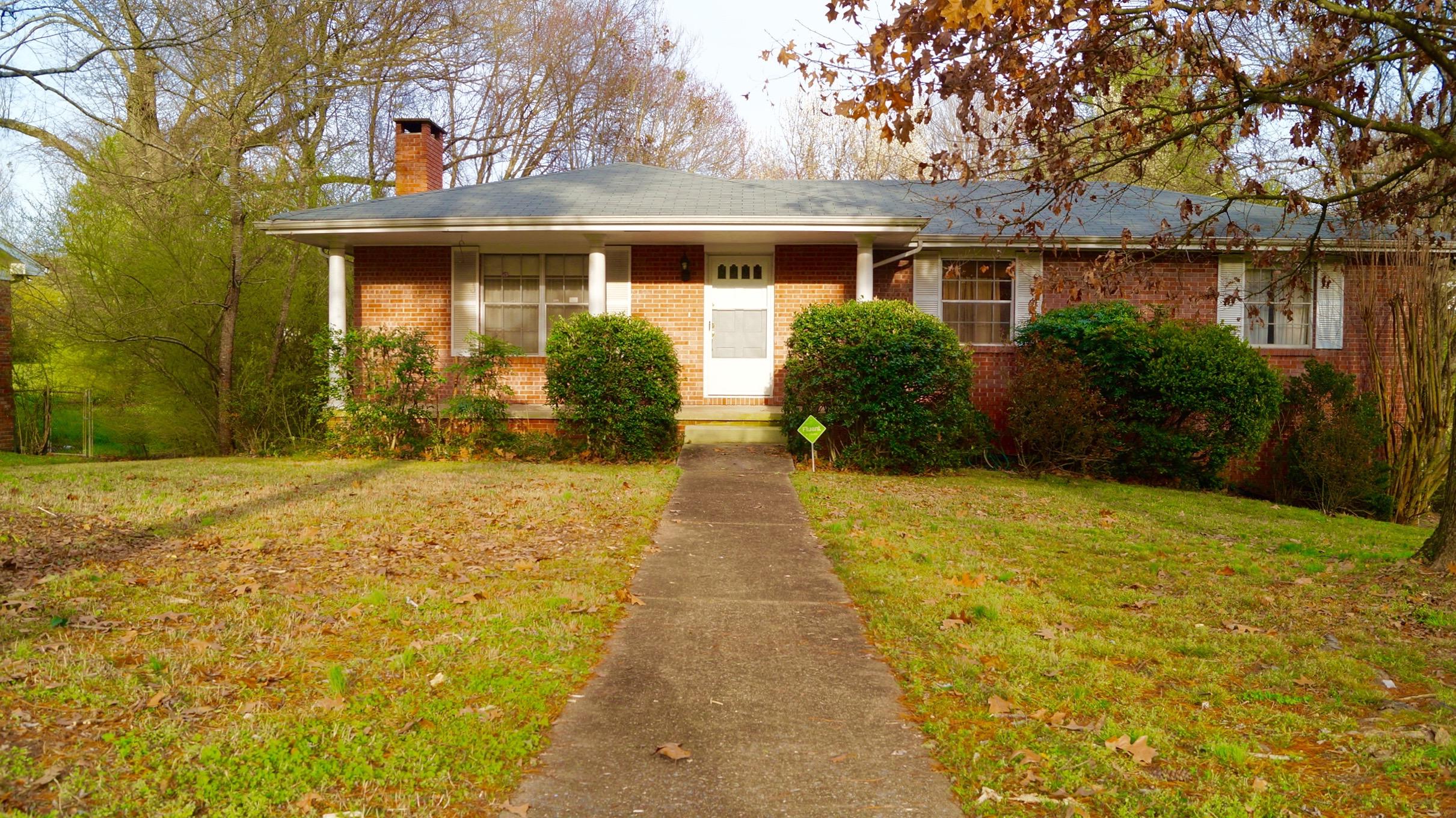 2416 Standifer Gap Road Chattanooga, TN 37421 - Photo 2 of 20 DSC03670