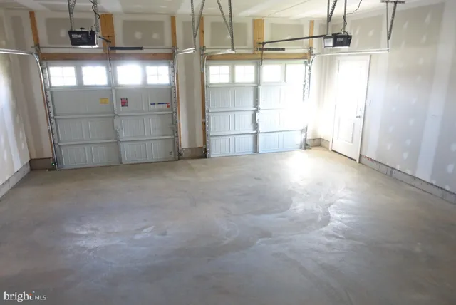 a view of a garage