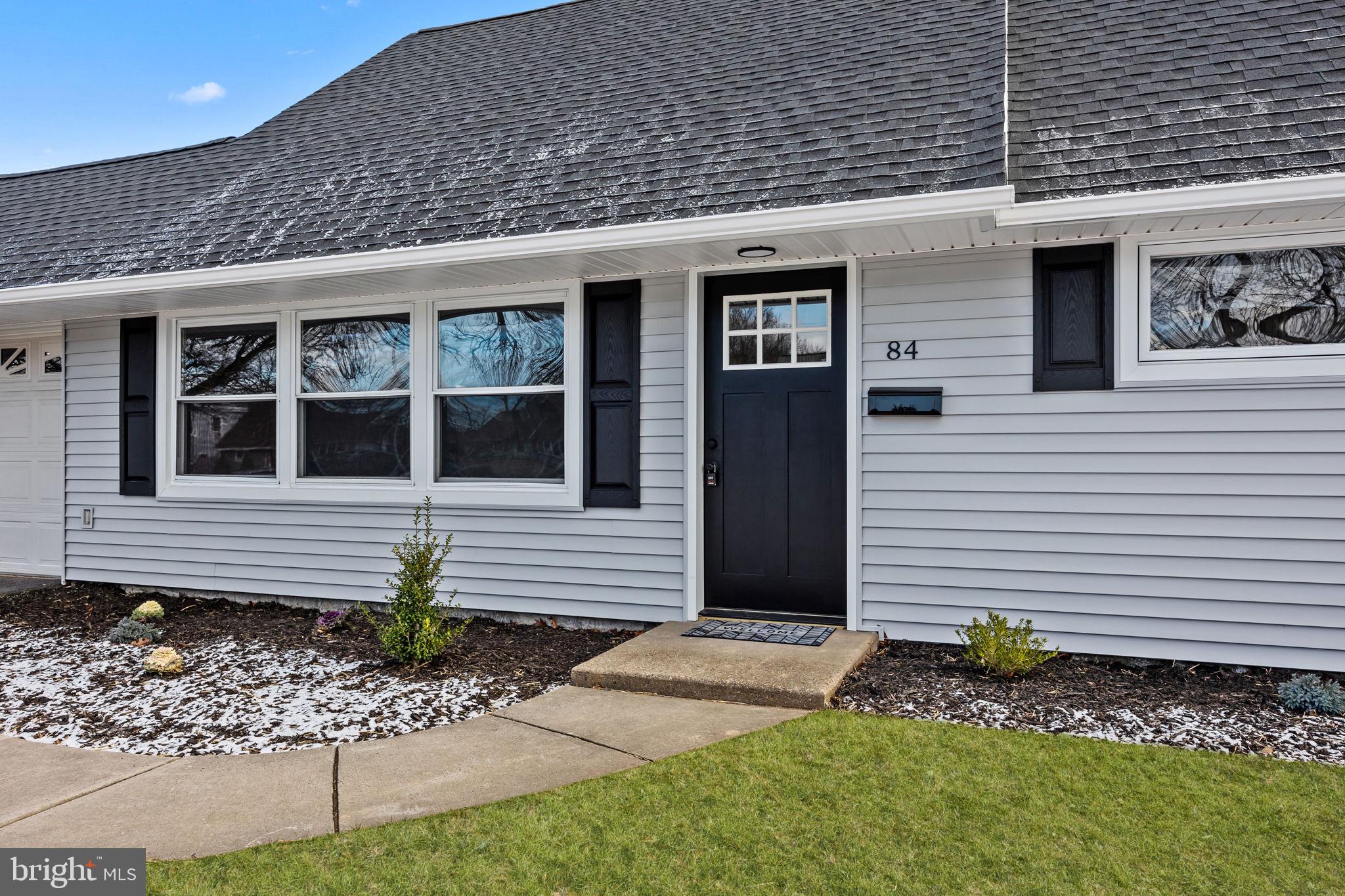 84 Pumpkin Hill Road Levittown, PA 19056 - Photo 3 of 38 Gallery Image 3