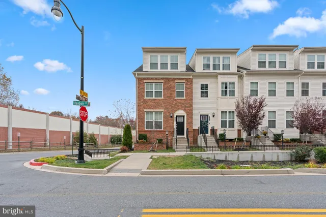 a house view with a outdoor space