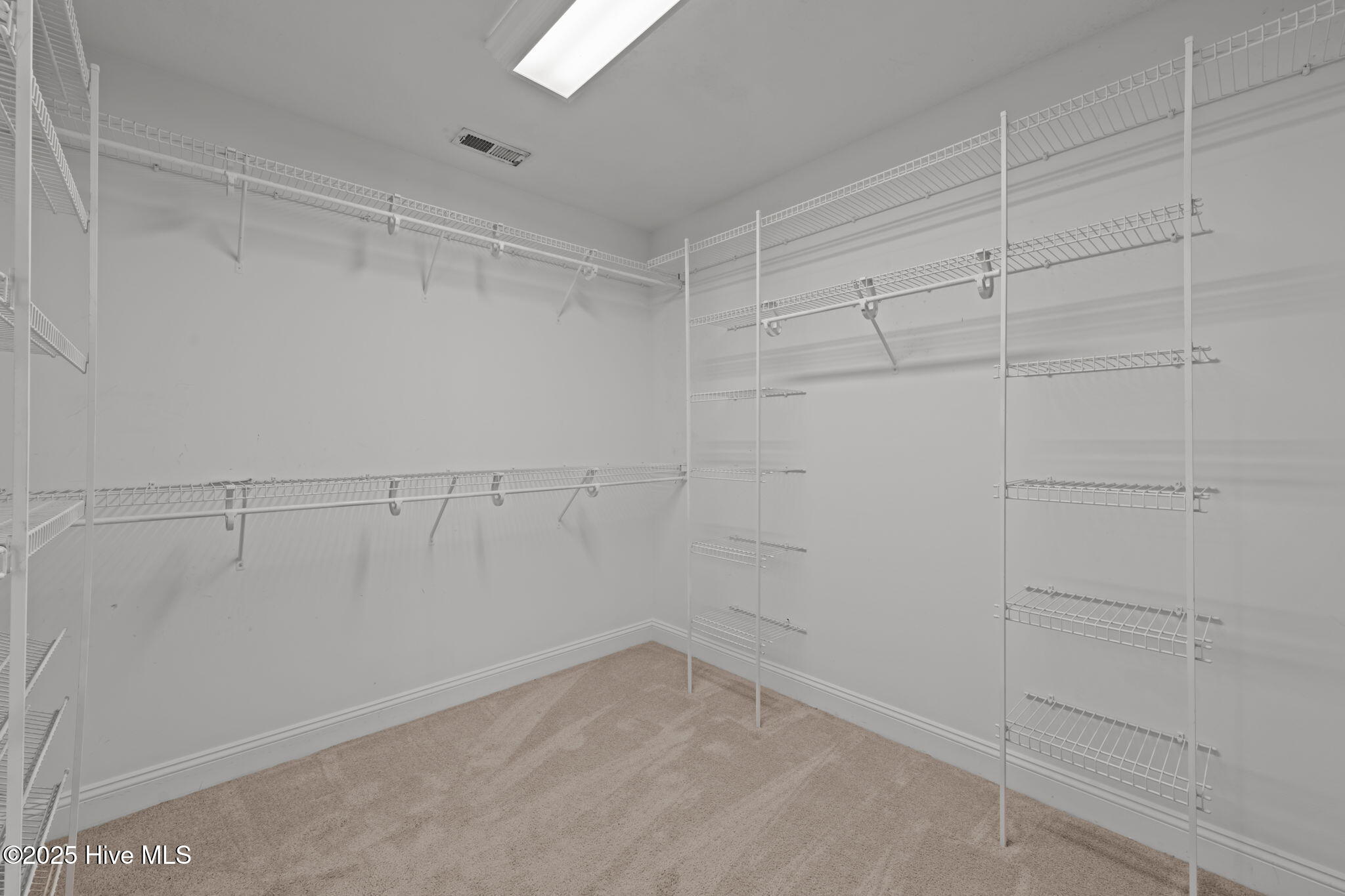 1609 Lucerne Way New Bern, NC 28560 - Photo 24 of 48 Primary Closet