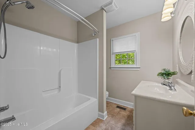 $475,000 | 1609 Lucerne Way, New Bern, NC 28560