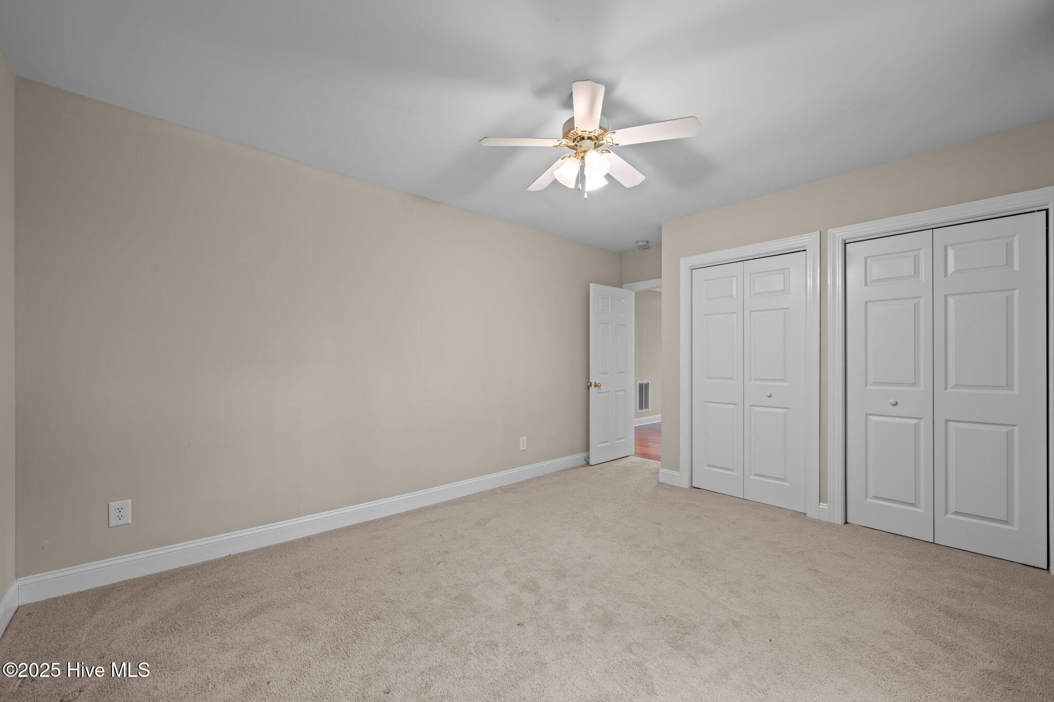 1609 Lucerne Way New Bern, NC 28560 - Photo 29 of 48 Bedroom 3