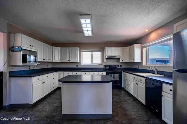 $900,000 | 18850 West Elder Road, Worley, ID 83876