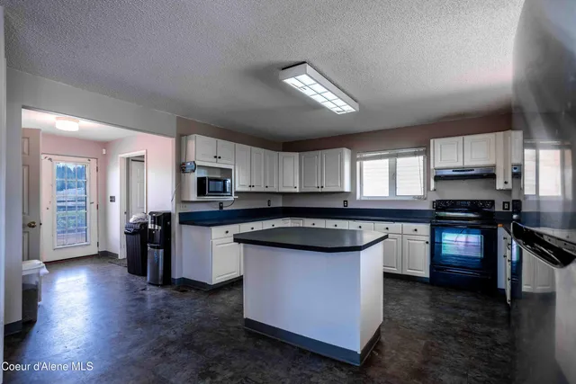 $900,000 | 18850 West Elder Road, Worley, ID 83876