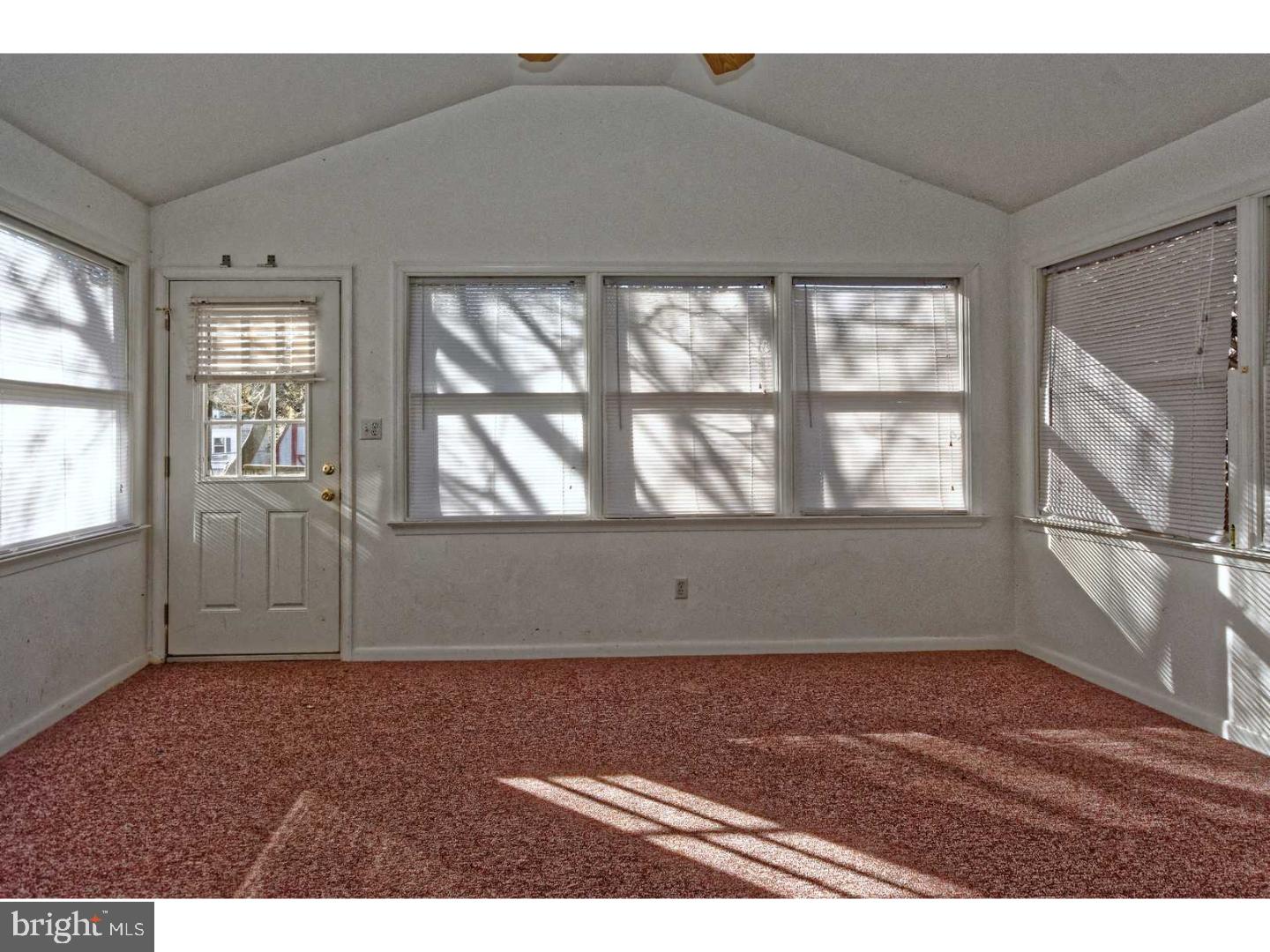 402 Cornell Road Glassboro, NJ 08028 - Photo 10 of 25 Sun Room