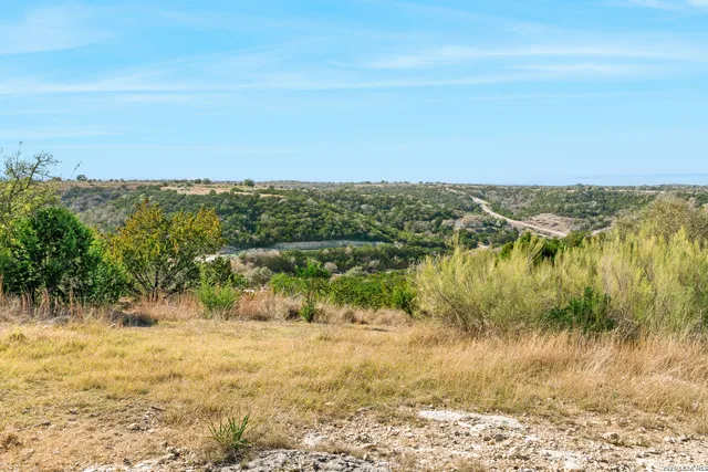 $250,000 | 206 Paradise Point Drive, Boerne, TX 78006