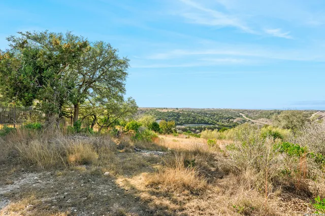 $250,000 | 206 Paradise Point Drive, Boerne, TX 78006