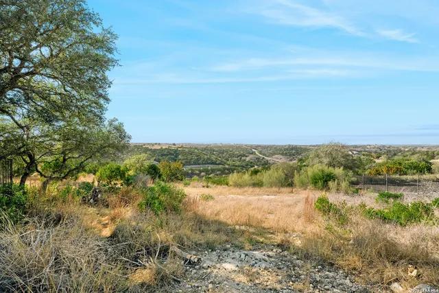 $250,000 | 206 Paradise Point Drive, Boerne, TX 78006
