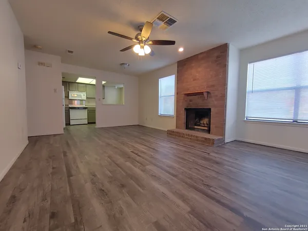 $850 | 6316 Cambridge Drive, Unit 1, San Antonio, TX 78218