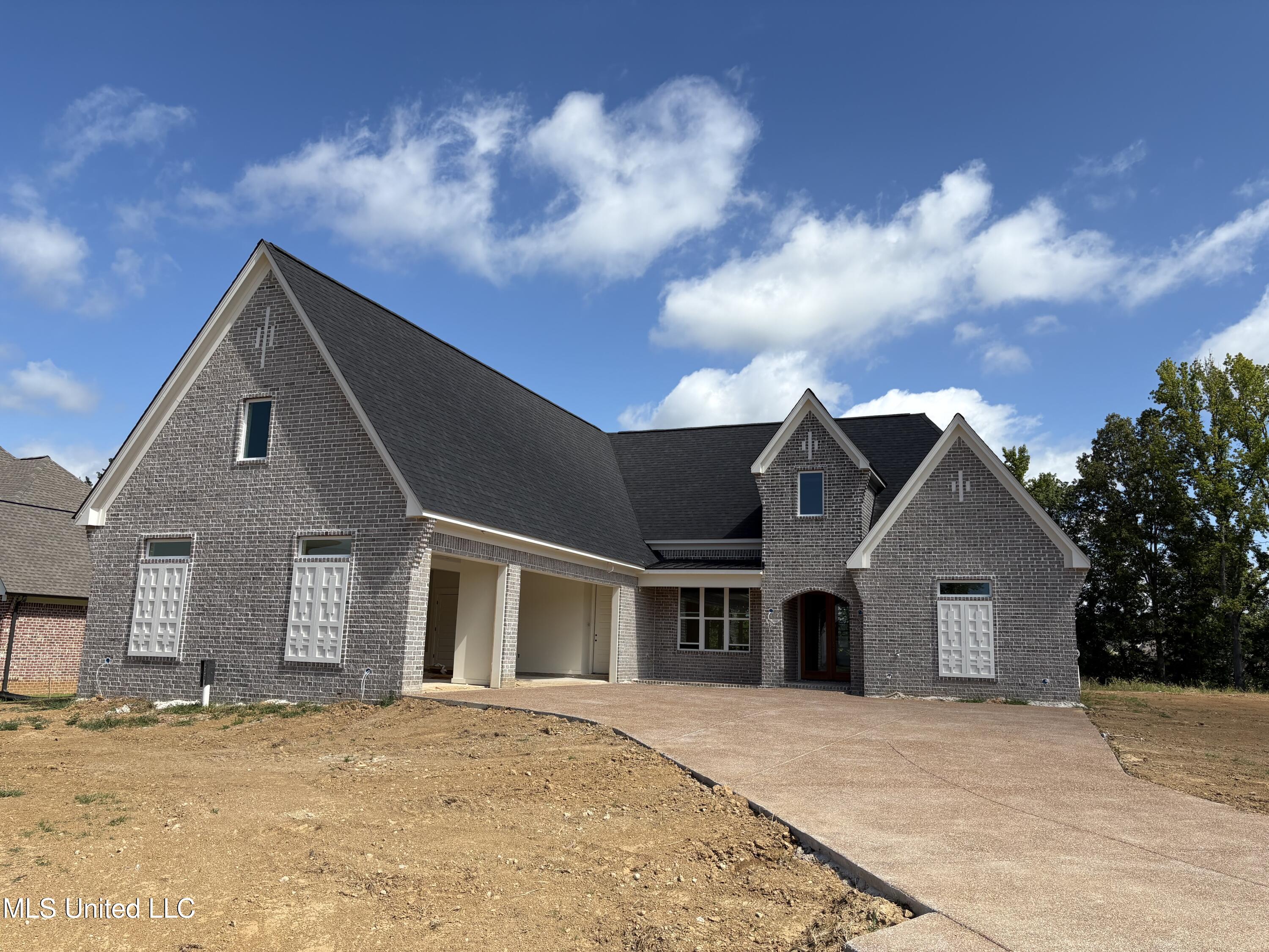 1558 John Thomas Cove Hernando, MS 38632 - Photo 2 of 39 IMG_1232