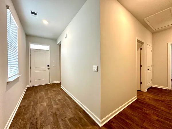 $2,100 | 646 Ladywood Drive, Summerville, SC 29486