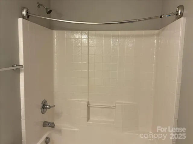 $2,600 | 5830 Langwell Lane, Charlotte, NC 28278