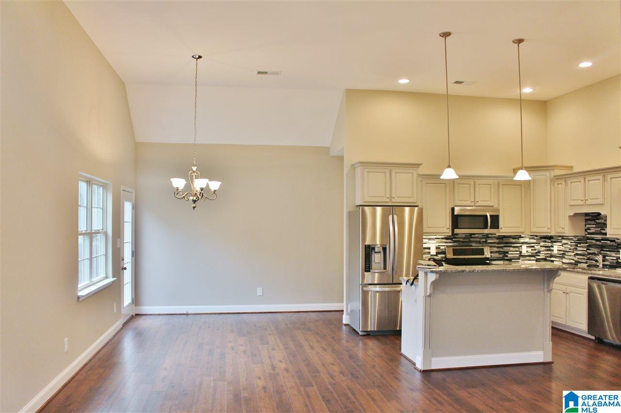 6805 Valley Lane Leeds, AL 35094 - Photo 5 of 10