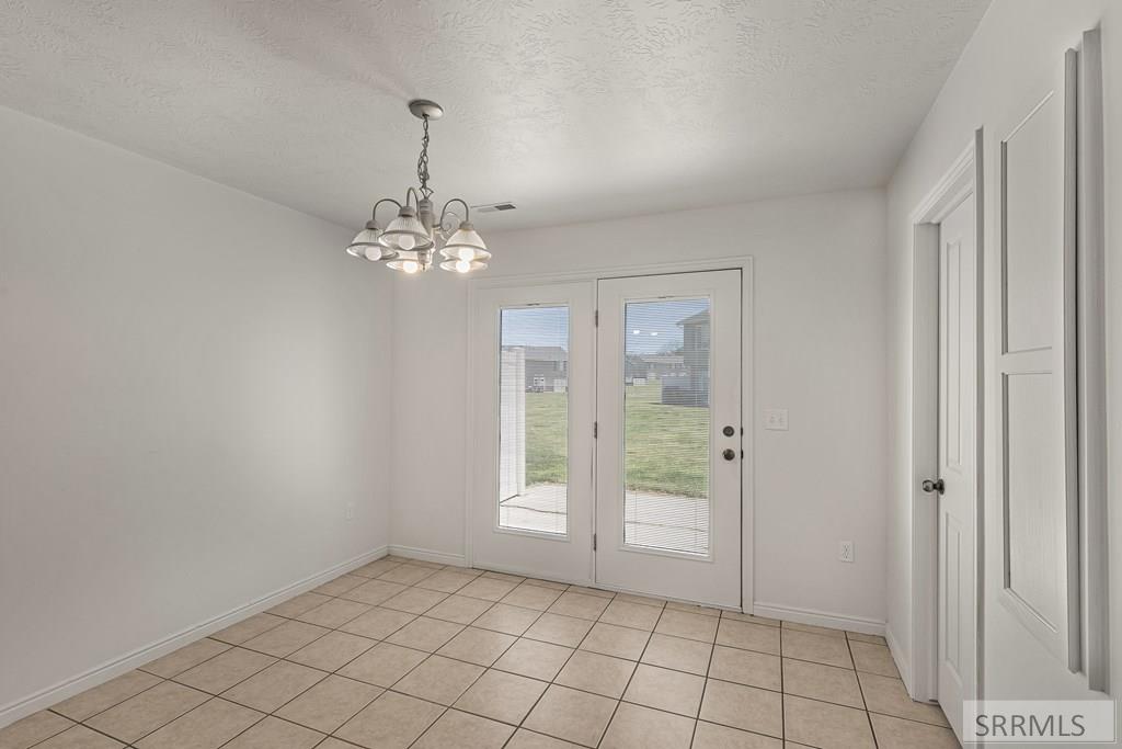 448 Raven Way, Unit A Chubbuck, ID 83202 - Photo 4 of 14