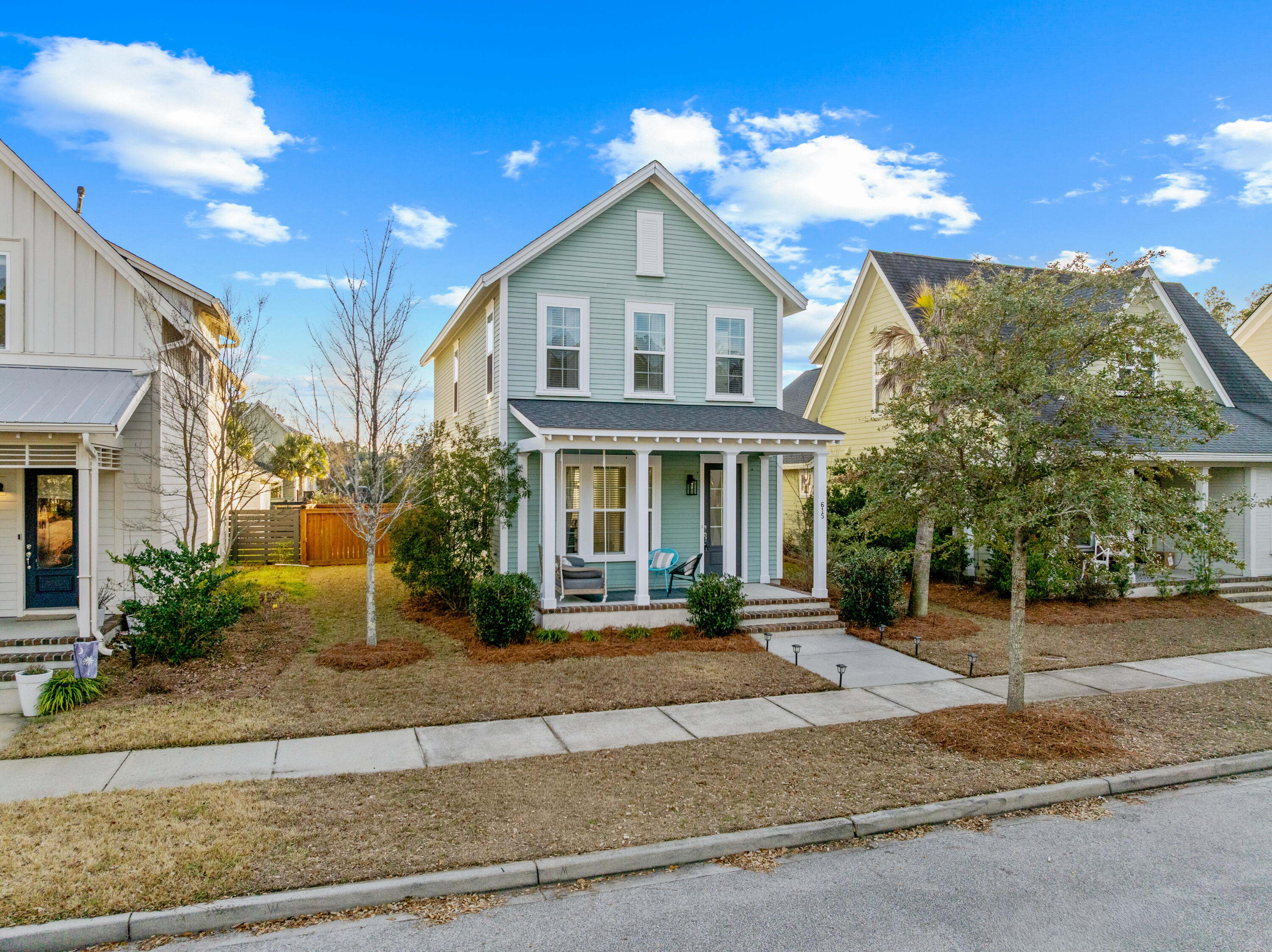 615 Long Meadow Street Summerville, SC 29486 - Photo 2 of 25 615LongMeadow.NicoleBurbgePhoto-20