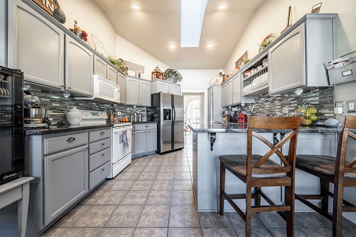 6400 Dodge Road White City, OR 97503 - Photo 12 of 42 DSC04137-HDR