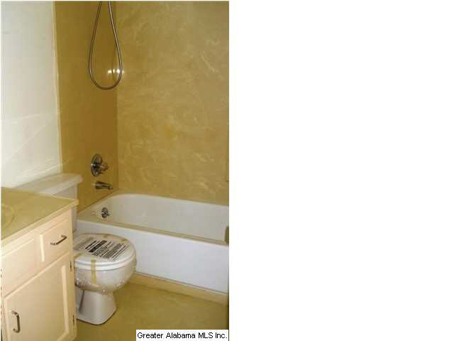 1281 County Road 33 Pelham, AL 35124 - Photo 5 of 10