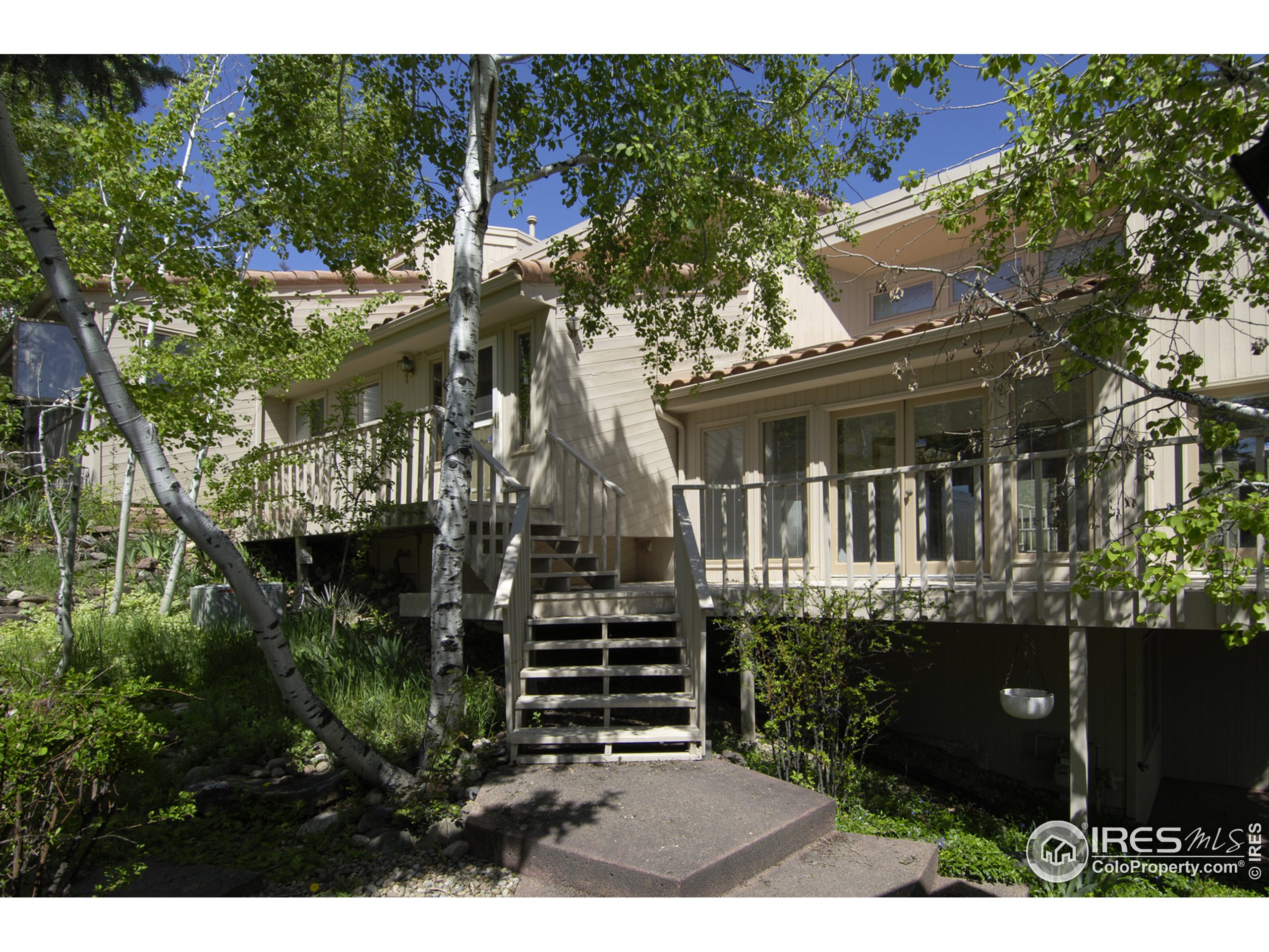 a view of house and outdoor space