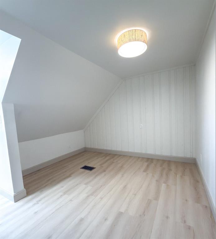 115 Elm Lane Coraopolis, PA 15108 - Photo 35 of 50 an empty room with a window