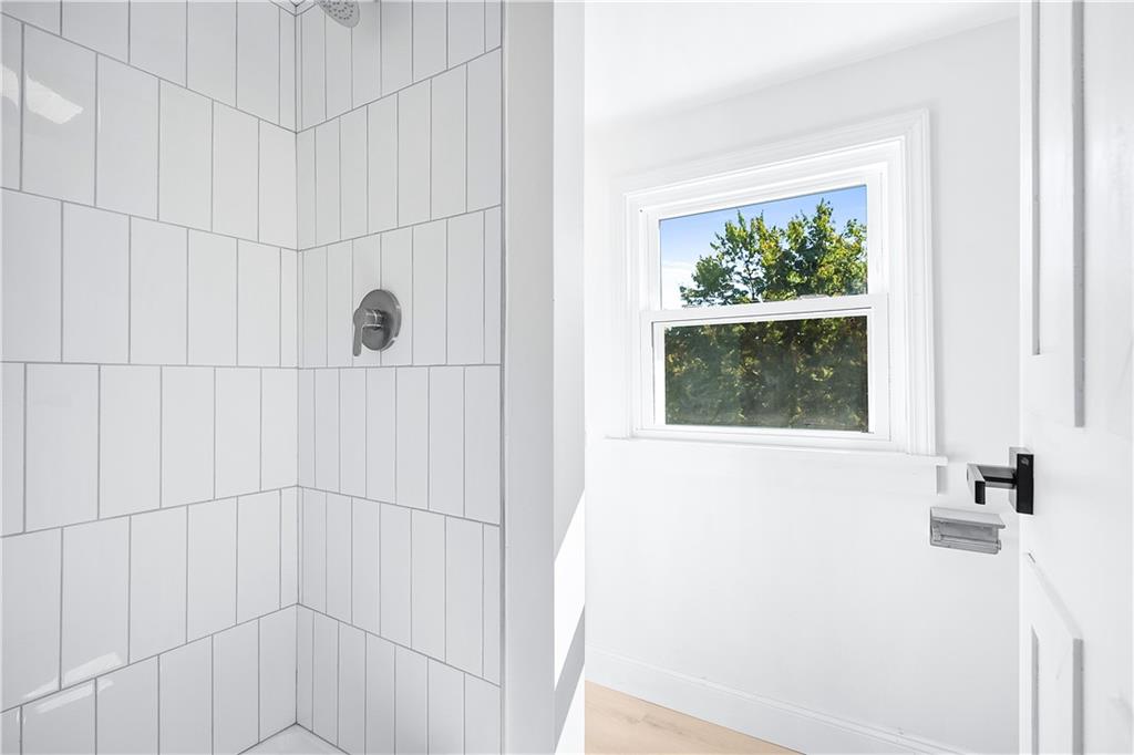 115 Elm Lane Coraopolis, PA 15108 - Photo 38 of 50 a bathroom with a shower