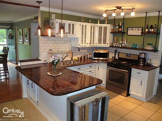 8935 Folkert Road Algonac, MI 48001 - Photo 9 of 19 31321554-8.JPG