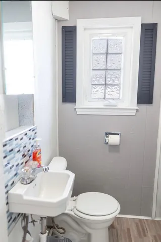 $2,500 | 226 Ocean Boulevard, Seabrook, NH 03874